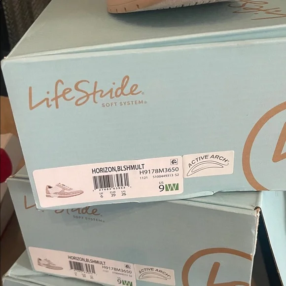 NWT Life Stride women’s 9 - Picture 2 of 2